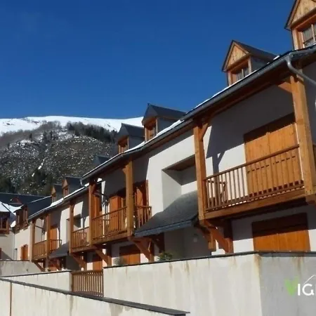 Semesterbostad Village 7